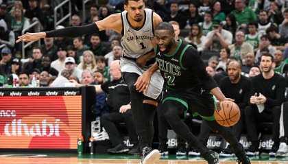 开云官网-记者：绿军缺普理查德&amp;布朗被驱逐 面对有文班的马刺确实赢不了