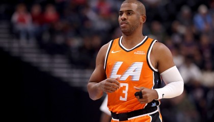 开云入口-美记：快船寻求交易保罗和科比·布朗 以降低薪资转正米勒&amp;桑德斯