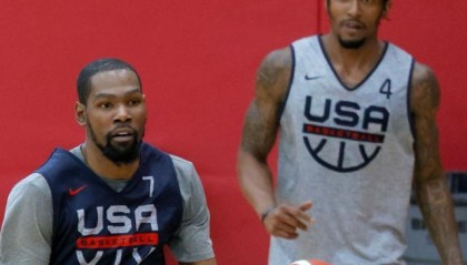 开怼网友！KD：吐槽我组超级球队争冠的人是嫉妒