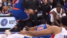 开云官网-明目张胆？尼克斯连续两年季后赛被裁判“保送”胜利